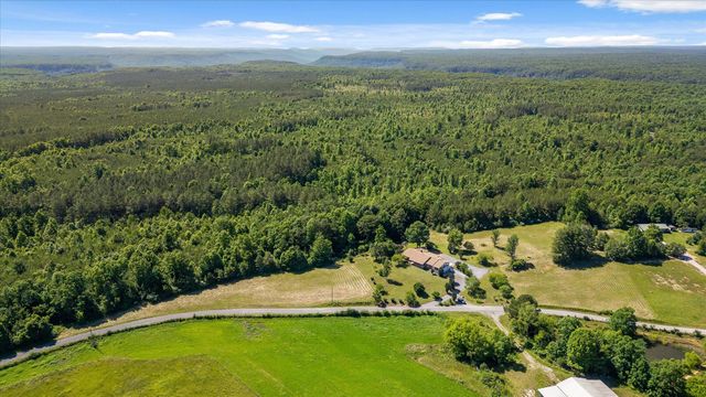 271 Anderson Road, Palmer, TN 37365