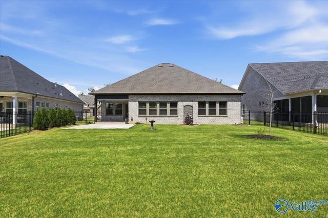 2133 Bloomfell Bend SW, Huntsville, AL 35802