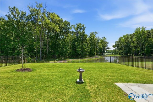 2133 Bloomfell Bend SW, Huntsville, AL 35802