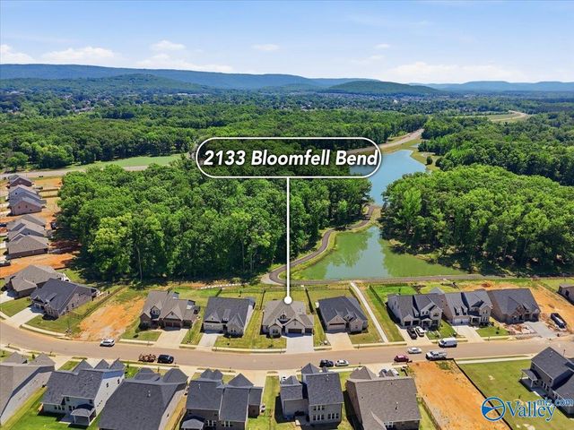 2133 Bloomfell Bend SW, Huntsville, AL 35802