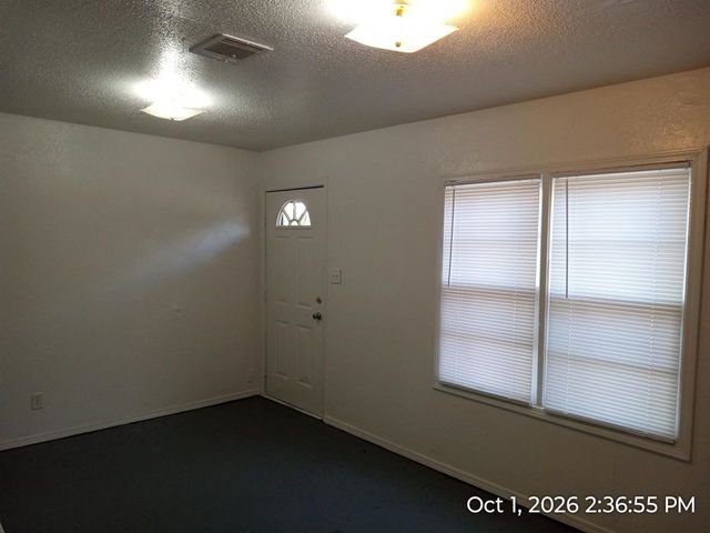 1214 SW 25th Pl, Lawton, OK 73501