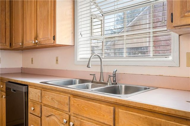 6206 WEST POINTE Drive, Alexandria, LA 71303