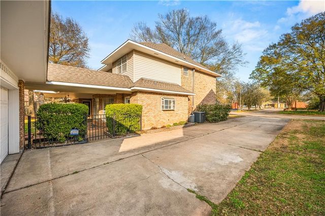 6206 WEST POINTE Drive, Alexandria, LA 71303