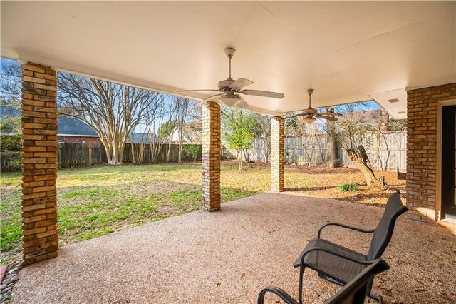 6206 WEST POINTE Drive, Alexandria, LA 71303