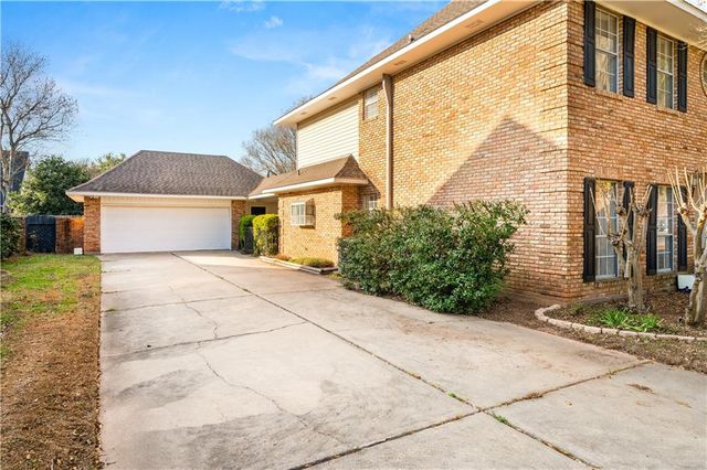 6206 WEST POINTE Drive, Alexandria, LA 71303