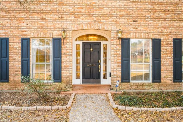 6206 WEST POINTE Drive, Alexandria, LA 71303