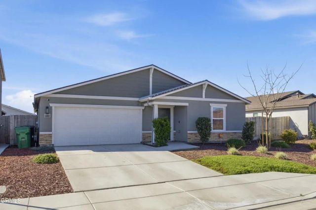 6003 Vespucci Avenue, Bakersfield, CA 93313