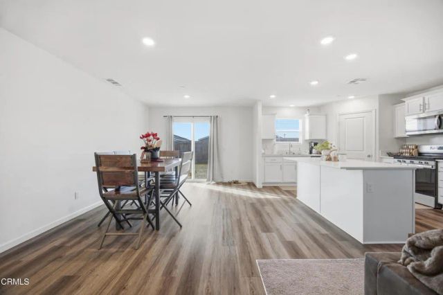 6003 Vespucci Avenue, Bakersfield, CA 93313