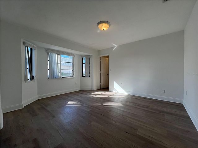 2092 RIO DE JANEIRO AVENUE, Punta Gorda, FL 33983