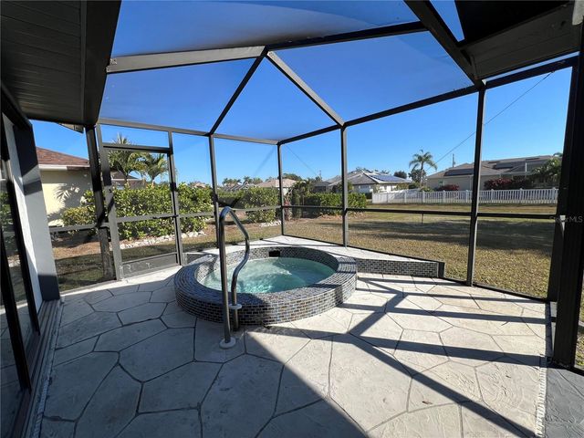 2092 RIO DE JANEIRO AVENUE, Punta Gorda, FL 33983