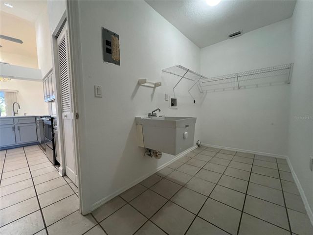 2092 RIO DE JANEIRO AVENUE, Punta Gorda, FL 33983