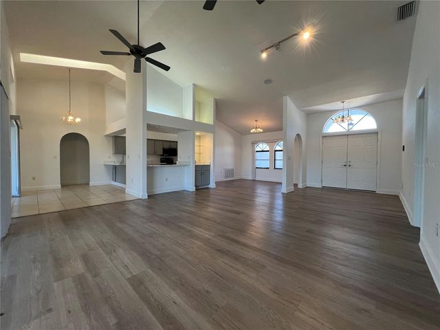 2092 RIO DE JANEIRO AVENUE, Punta Gorda, FL 33983