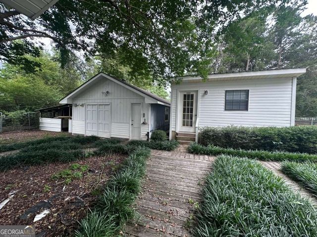 790 Jekyll Road, Baxley, GA 31513