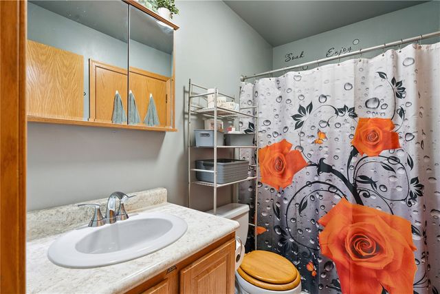 1627 Gryn Drive, Iowa City, IA 52246