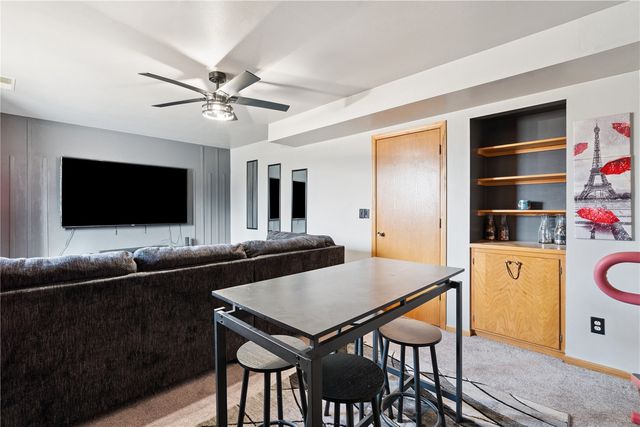 1627 Gryn Drive, Iowa City, IA 52246