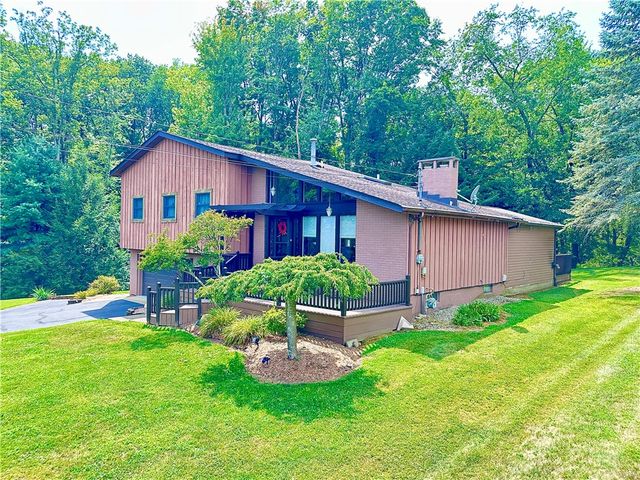 927 Chippewa Trl, Coolspring Twp, PA 16137