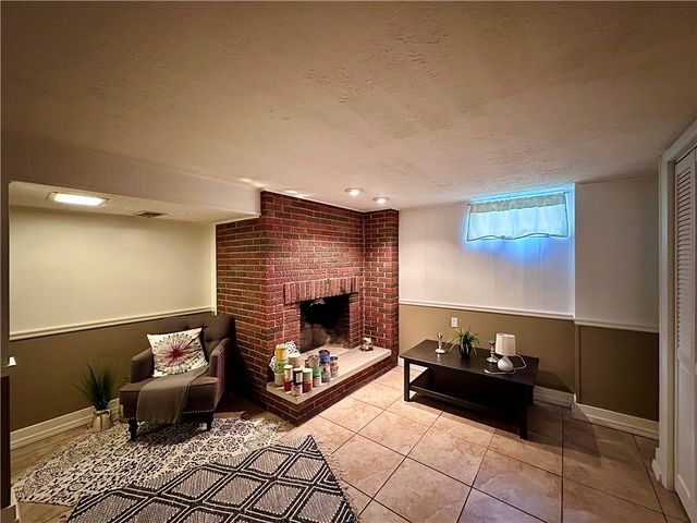 927 Chippewa Trl, Coolspring Twp, PA 16137