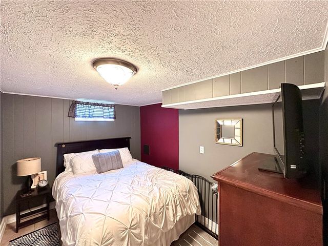 927 Chippewa Trl, Coolspring Twp, PA 16137