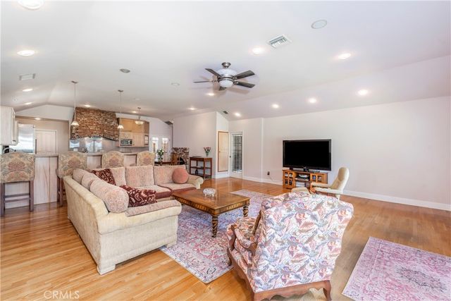 4981 Noeline Avenue, Encino, CA 91436