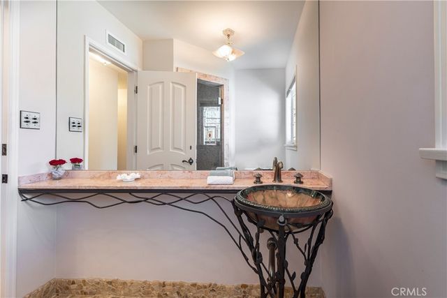 4981 Noeline Avenue, Encino, CA 91436