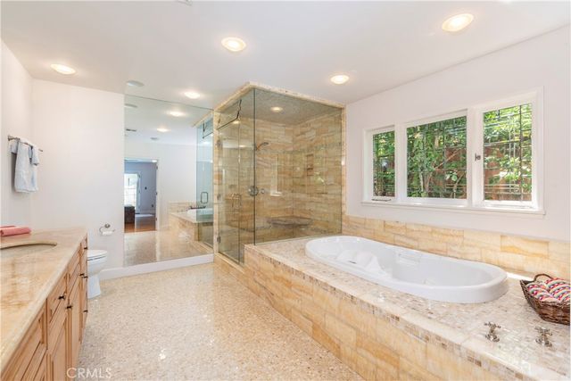 4981 Noeline Avenue, Encino, CA 91436