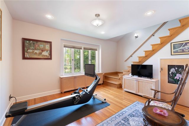 4981 Noeline Avenue, Encino, CA 91436