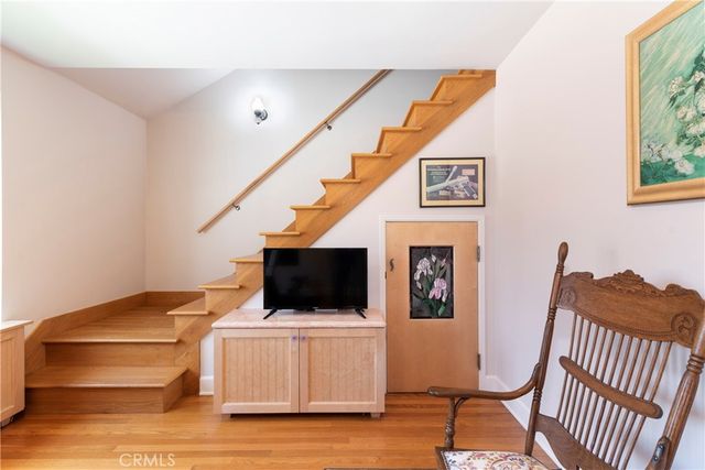 4981 Noeline Avenue, Encino, CA 91436