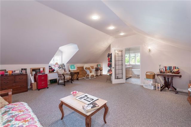 4981 Noeline Avenue, Encino, CA 91436