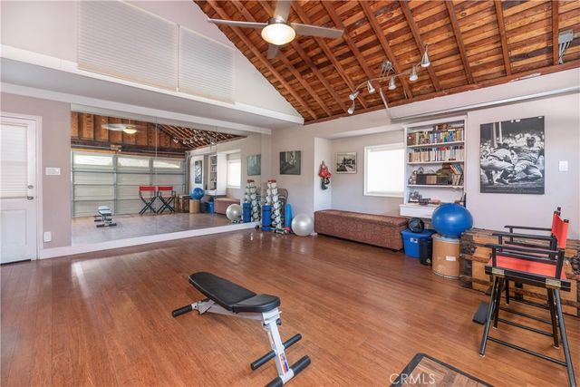 4981 Noeline Avenue, Encino, CA 91436