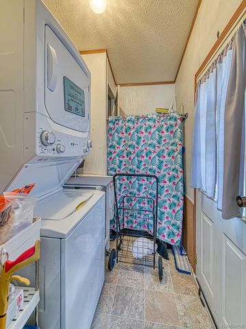 945 Tanner Landing, Raisinville Township, MI 48161