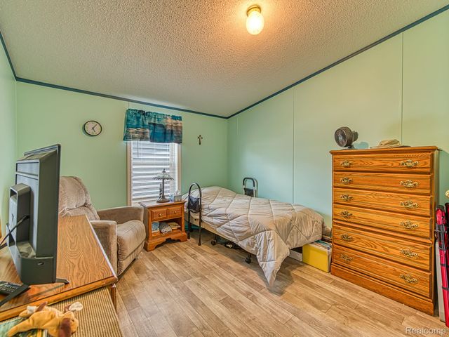 945 Tanner Landing, Raisinville Township, MI 48161
