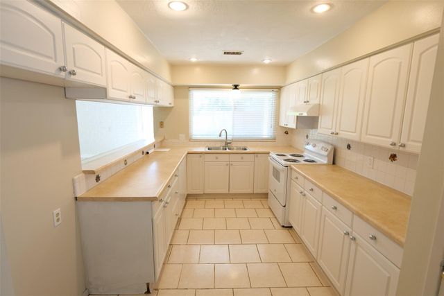 22311 Fincastle Drive, Katy, TX 77450