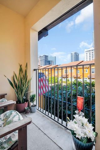 100 4TH AVENUE S 213, St Petersburg, FL 33701