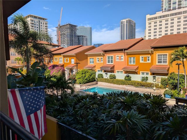 100 4TH AVENUE S 213, St Petersburg, FL 33701