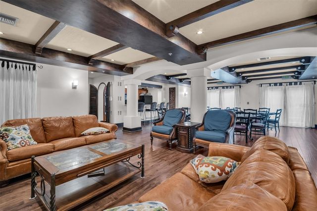 100 4TH AVENUE S 213, St Petersburg, FL 33701