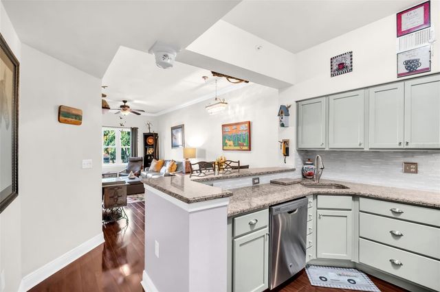 100 4TH AVENUE S 213, St Petersburg, FL 33701