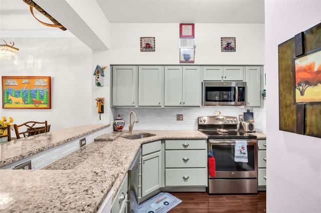 100 4TH AVENUE S 213, St Petersburg, FL 33701