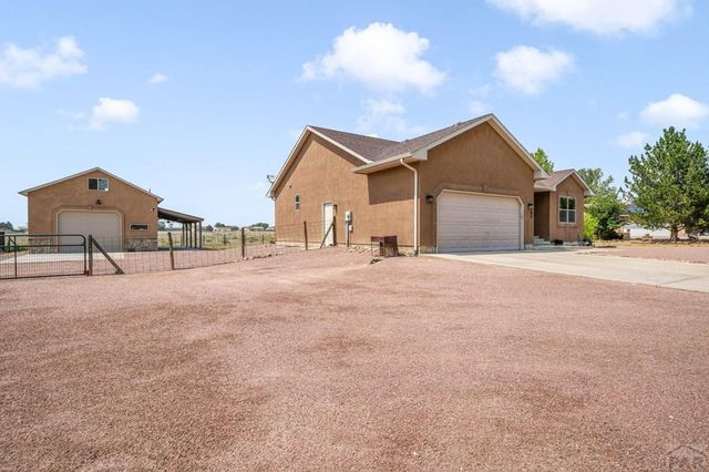 83 S Golfwood Dr W, Pueblo West, CO 81007