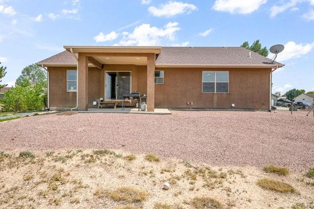 83 S Golfwood Dr W, Pueblo West, CO 81007