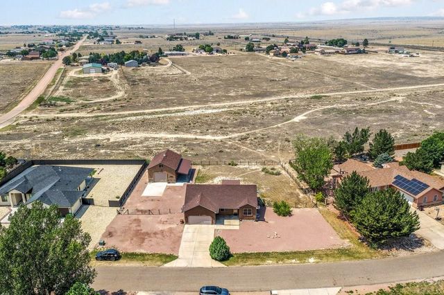 83 S Golfwood Dr W, Pueblo West, CO 81007