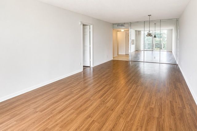 2691 S COURSE Drive 307, Pompano Beach, FL 33069