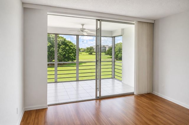 2691 S COURSE Drive 307, Pompano Beach, FL 33069