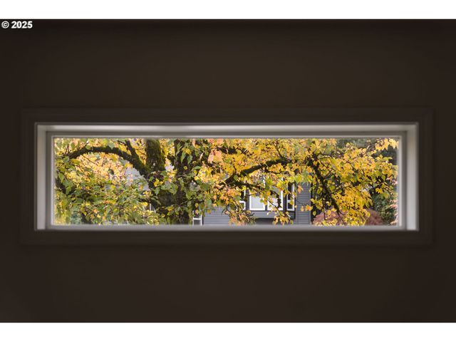 3840 S WATER Ave, Portland, OR 97239