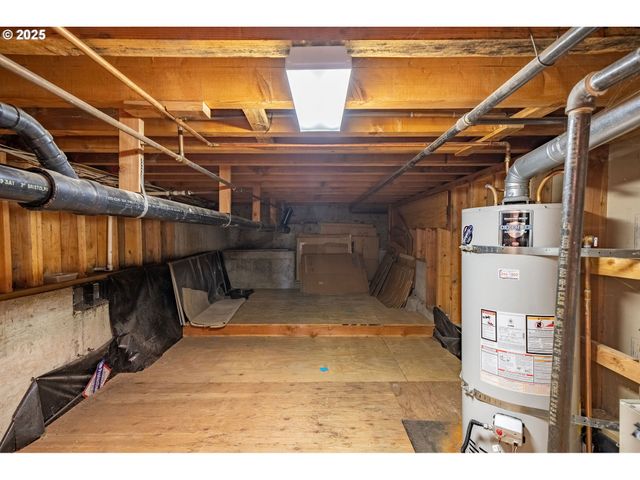 3840 S WATER Ave, Portland, OR 97239