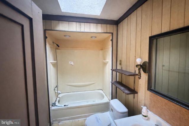 111 W GRANGE AVE, Philadelphia, PA 19120