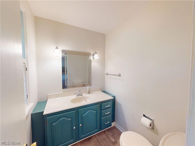218 Bentleyville Road, Chagrin Falls, OH 44022