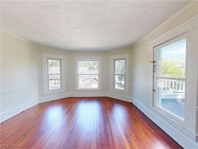 218 Bentleyville Road, Chagrin Falls, OH 44022