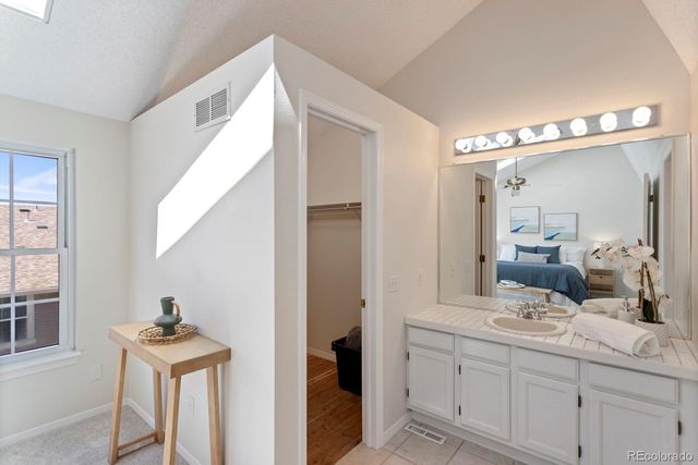 2890 W Long Circle G, Littleton, CO 80120