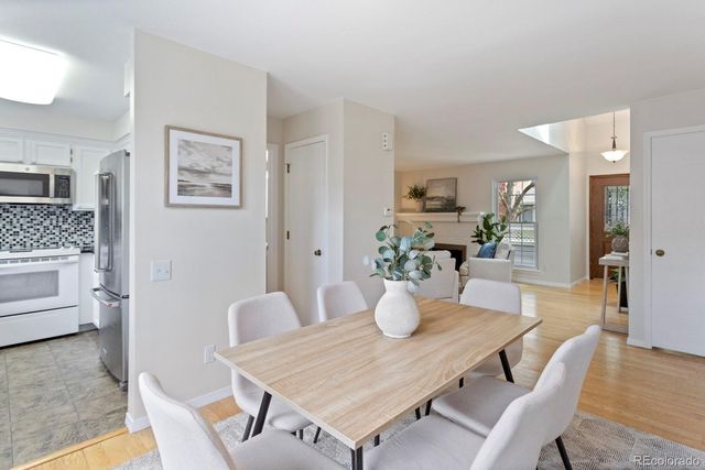 2890 W Long Circle G, Littleton, CO 80120