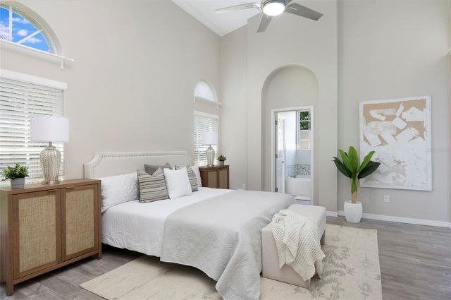 9508 LARKBUNTING DRIVE, Tampa, FL 33647